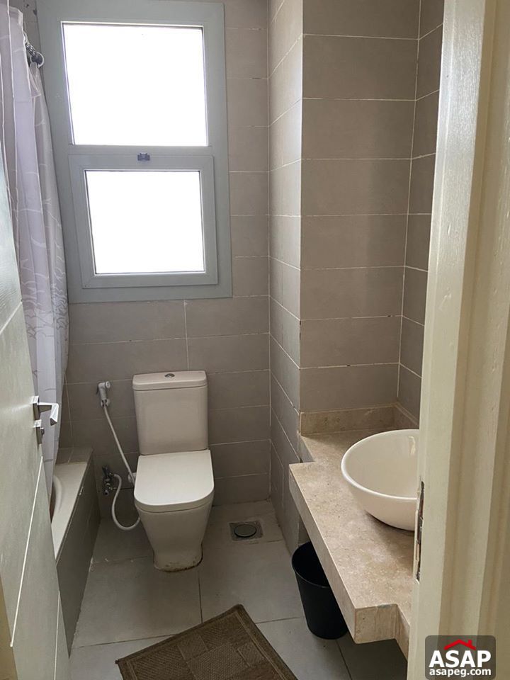 Studio with Private Garden in Village Gate Studio with Private Garden in Village Gate