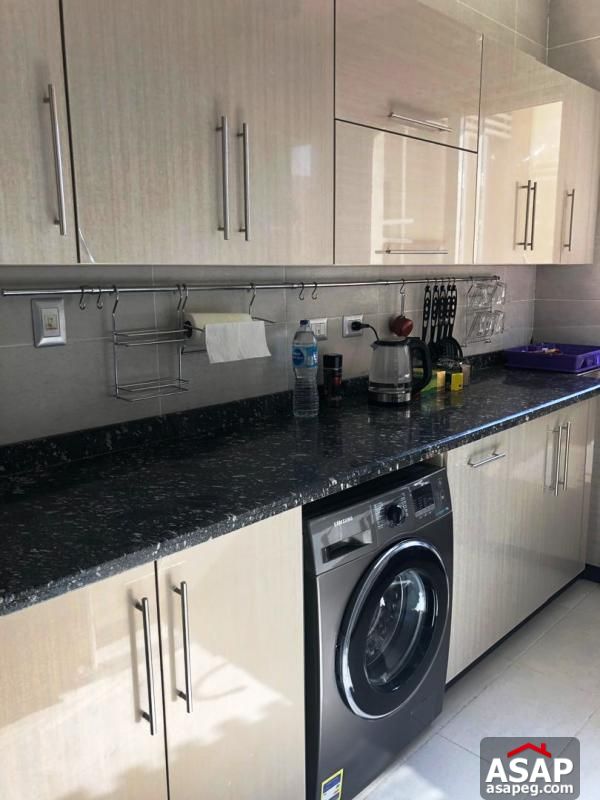 Studio with Garden for Rent in Village Gate Studio with Garden for Rent in Village Gate