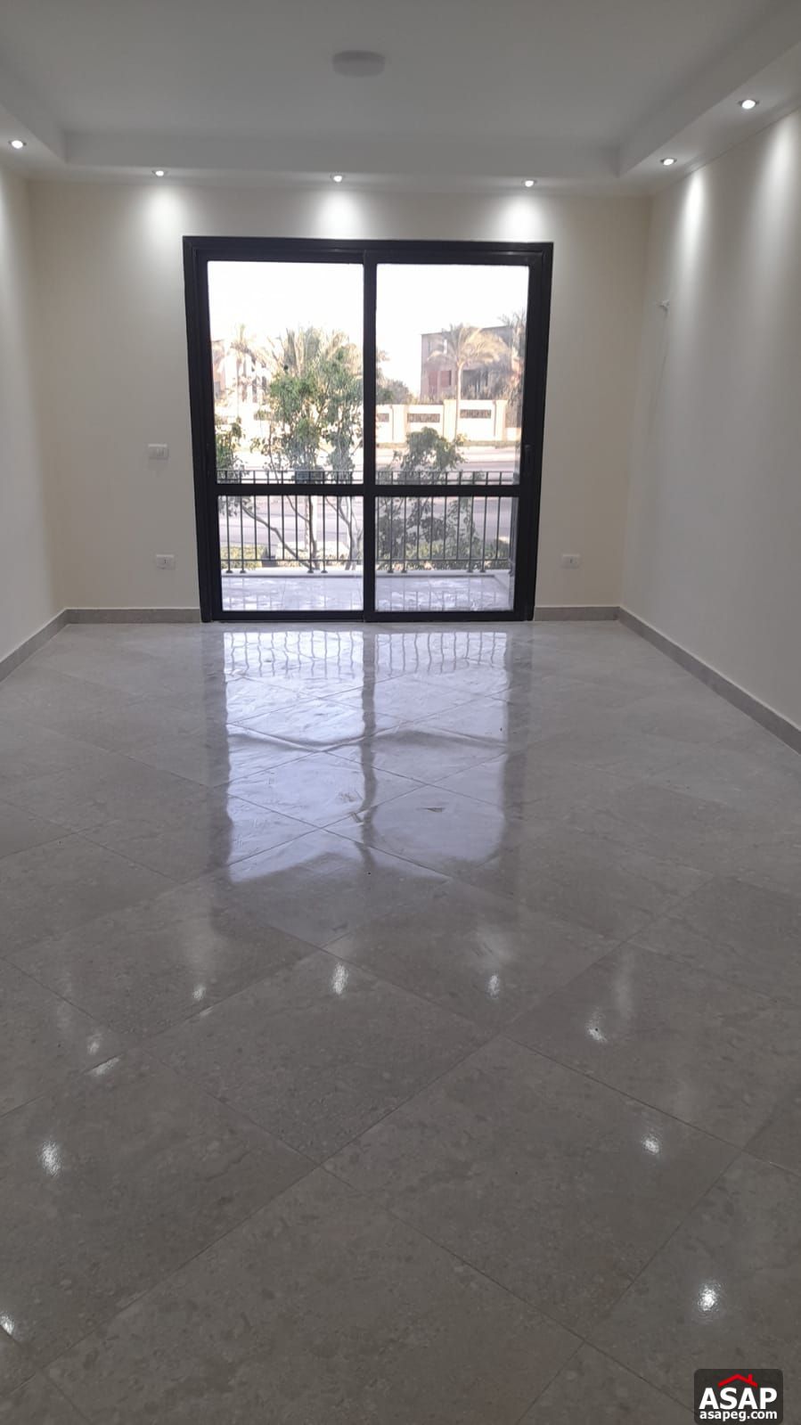 Semi Furnished Apartment for Rent in Eastown