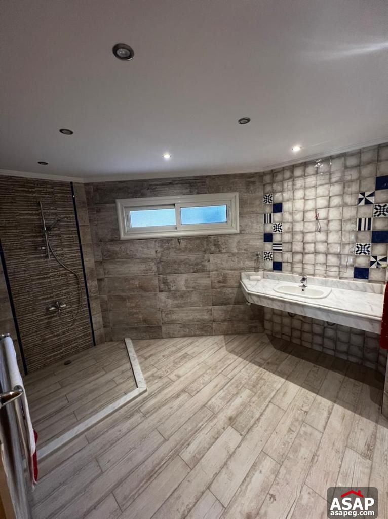 Villa for Rent in Marina City Compound