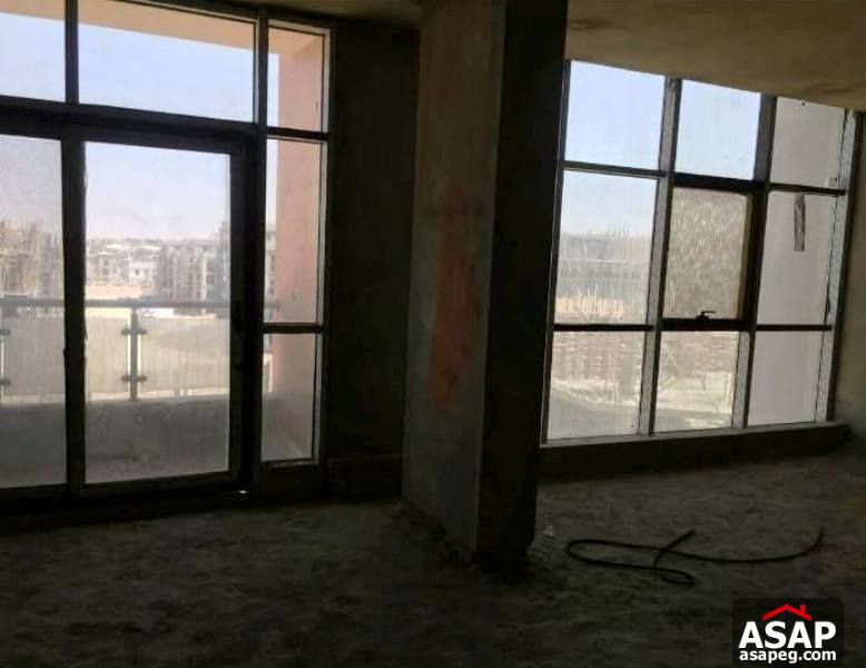 Apartment for Sale in La Mirada - New Cairo Apartment for Sale in La Mirada - New Cairo