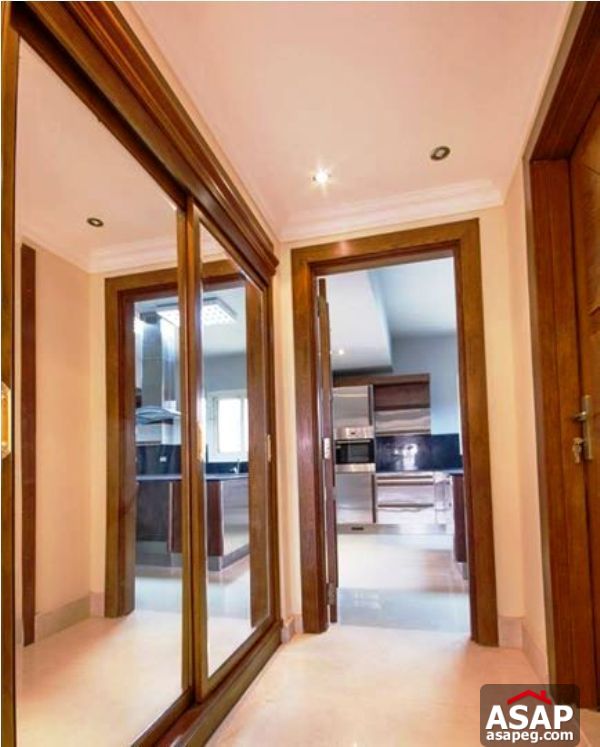 Villa for Rent in Marina City