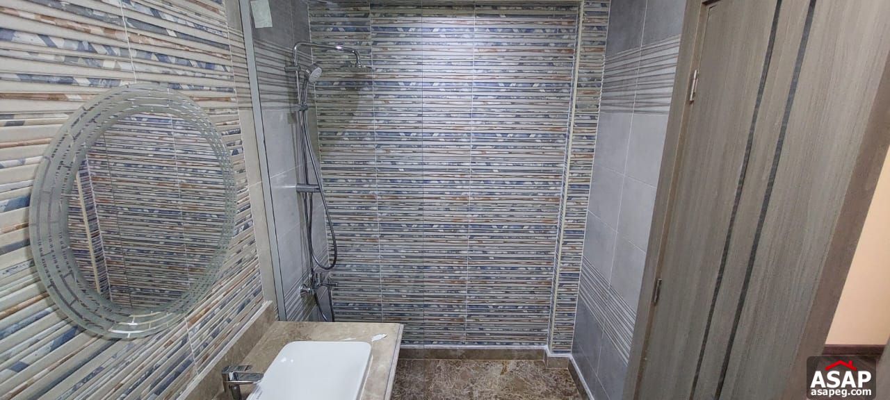 Semi Furnished Apartment for Rent in Hyde Park