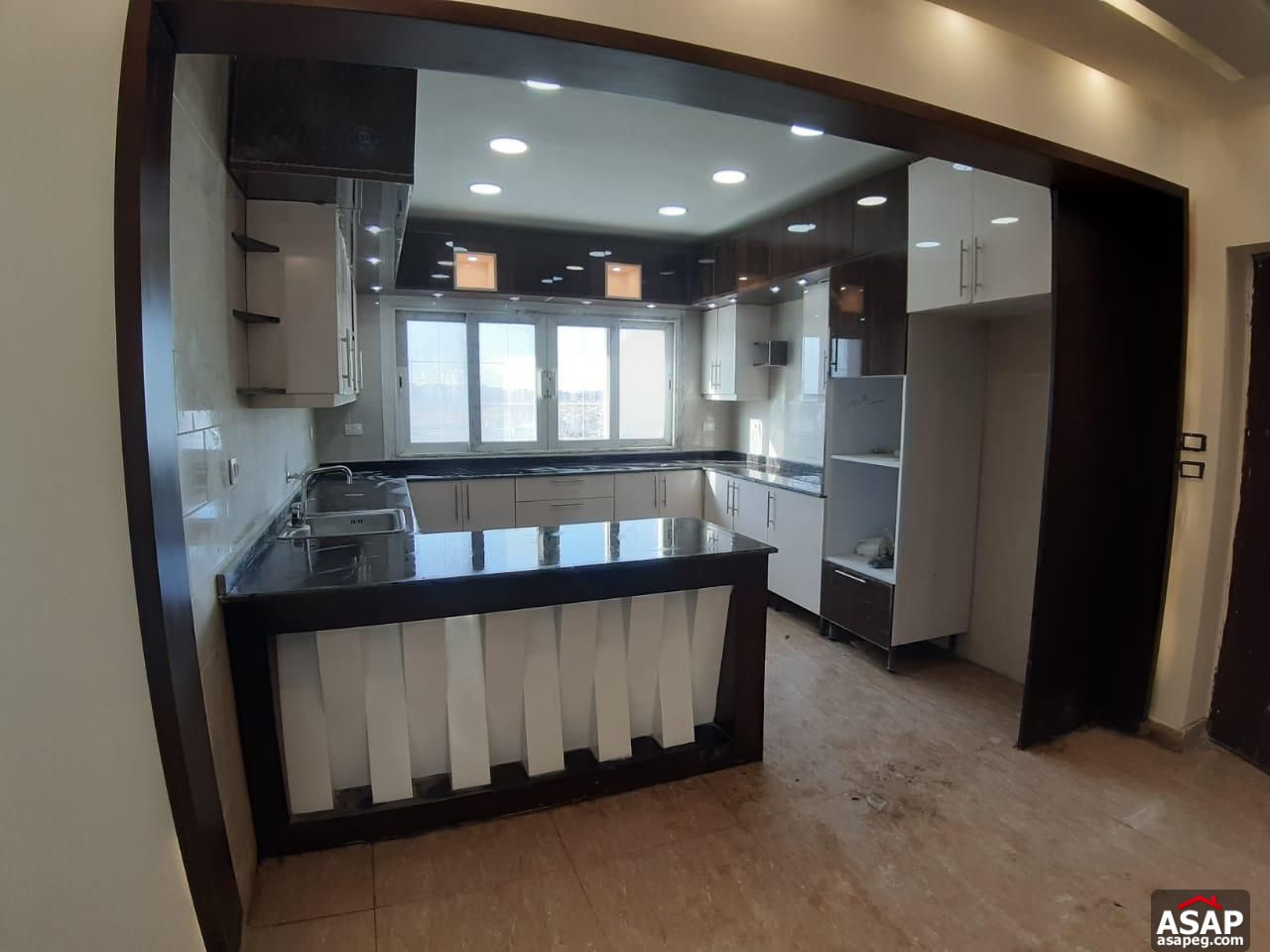 Villa for Rent in Hyde Park