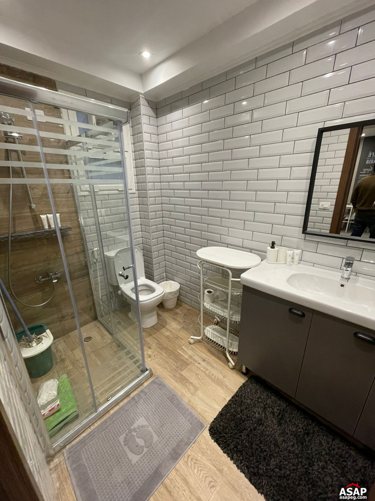 Studio for Rent in Hyde Park Compound Studio for Rent in Hyde Park Compound