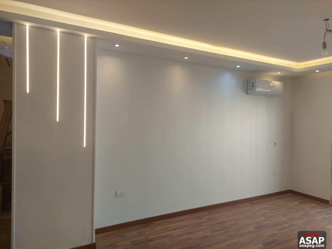 Studio for Sale in Hyde Park Compound Studio for Sale in Hyde Park Compound