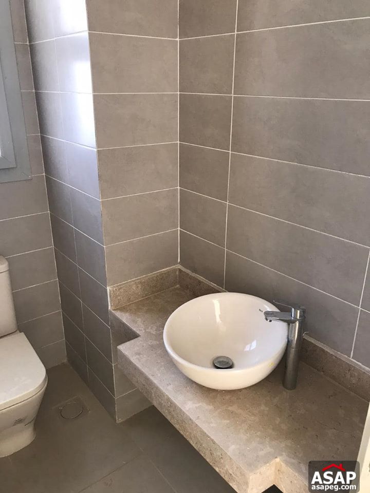 Studio for Rent in Village Gate Studio for Rent in Village Gate