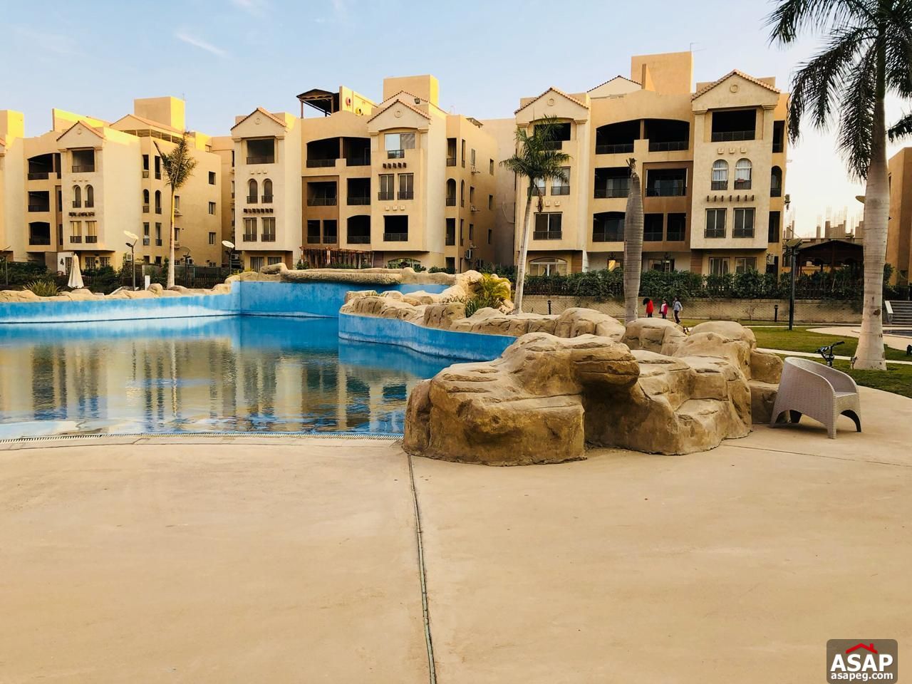 Flat for sale in Highland Park Better Home