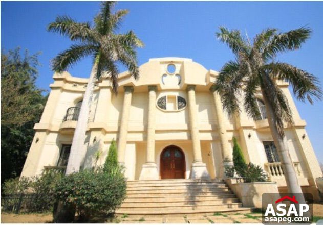 Stand Alone with Swimming Pool for Sale in Mirage City Stand Alone with Swimming Pool for Sale in Mirage City