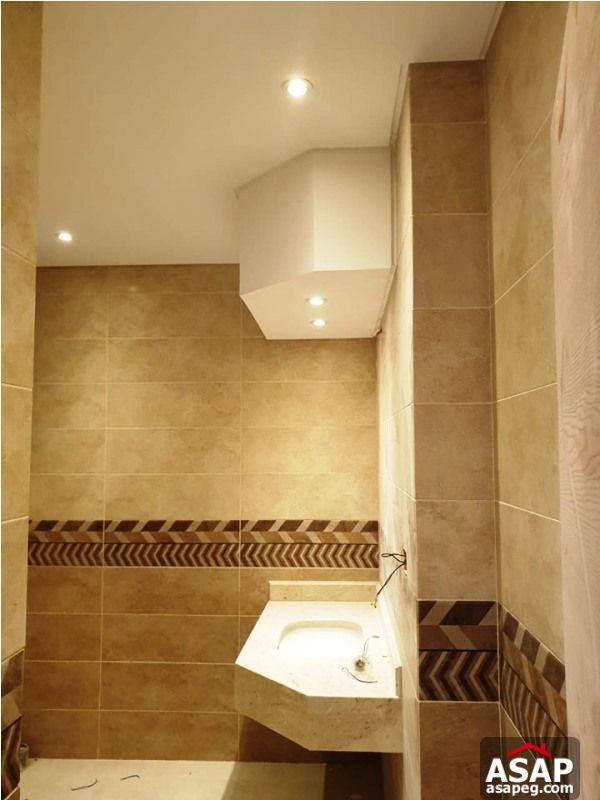 Duplex with Garden in Eastown for Rent