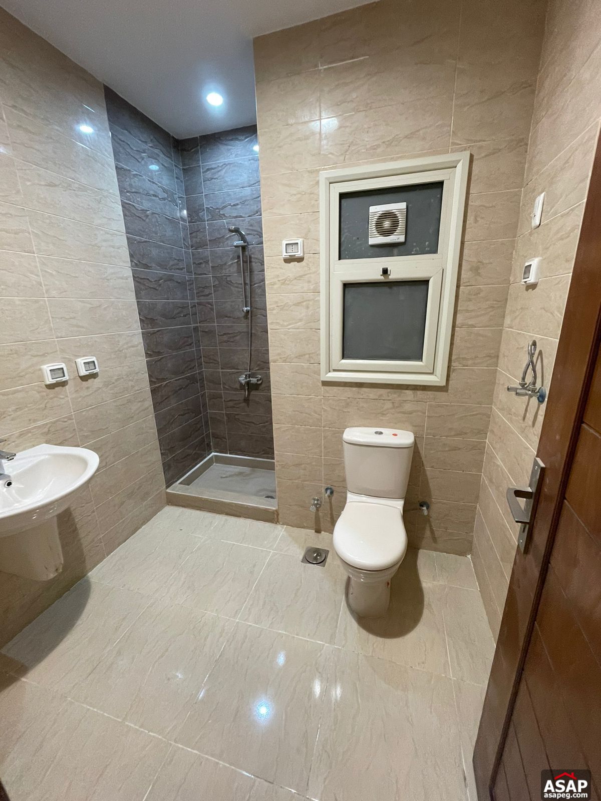 Apartment for Sale in Les Rois Apartment for Sale in Les Rois