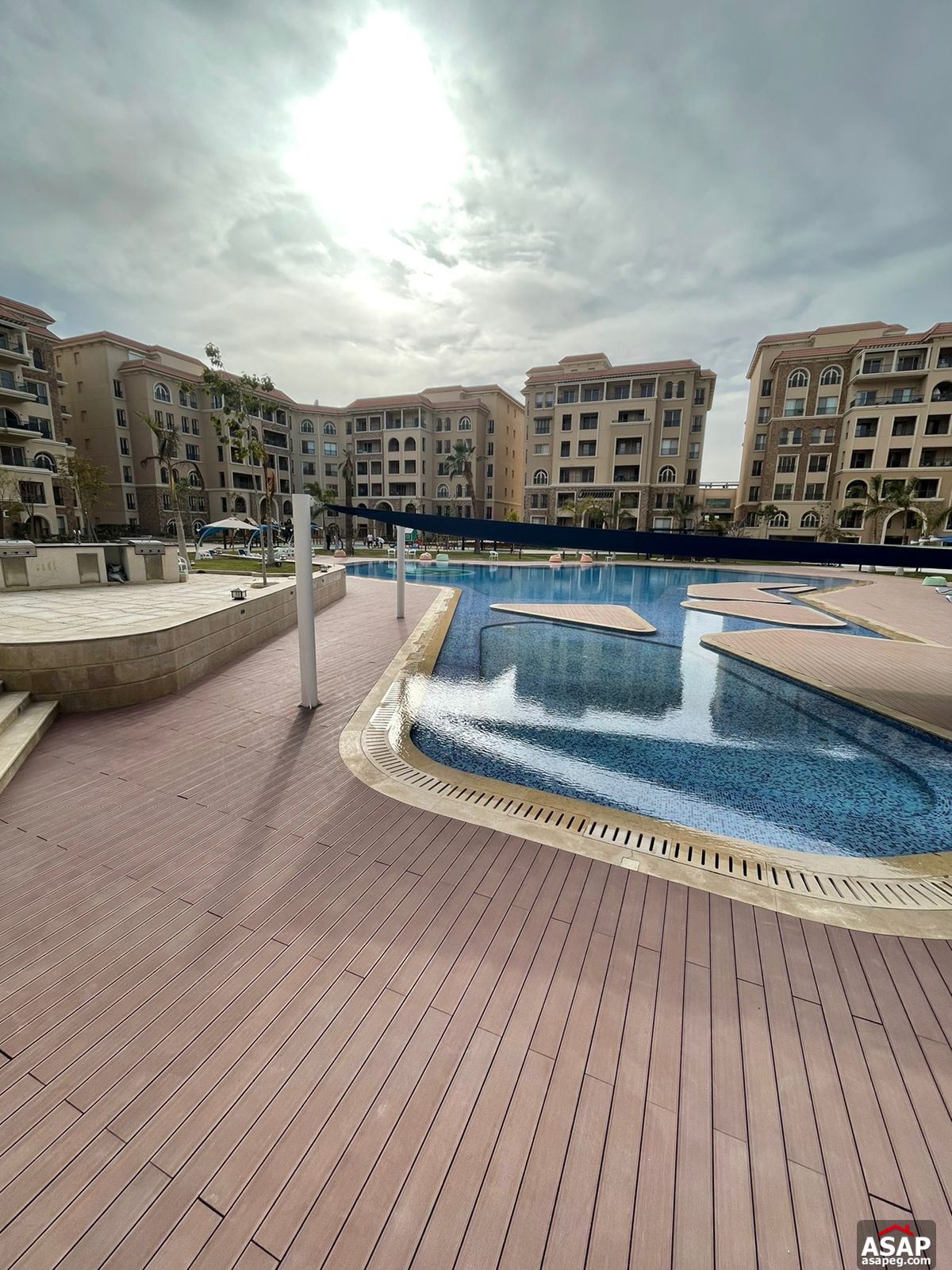 Ground Floor for Sale in 90 Avenue Ground Floor for Sale in 90 Avenue