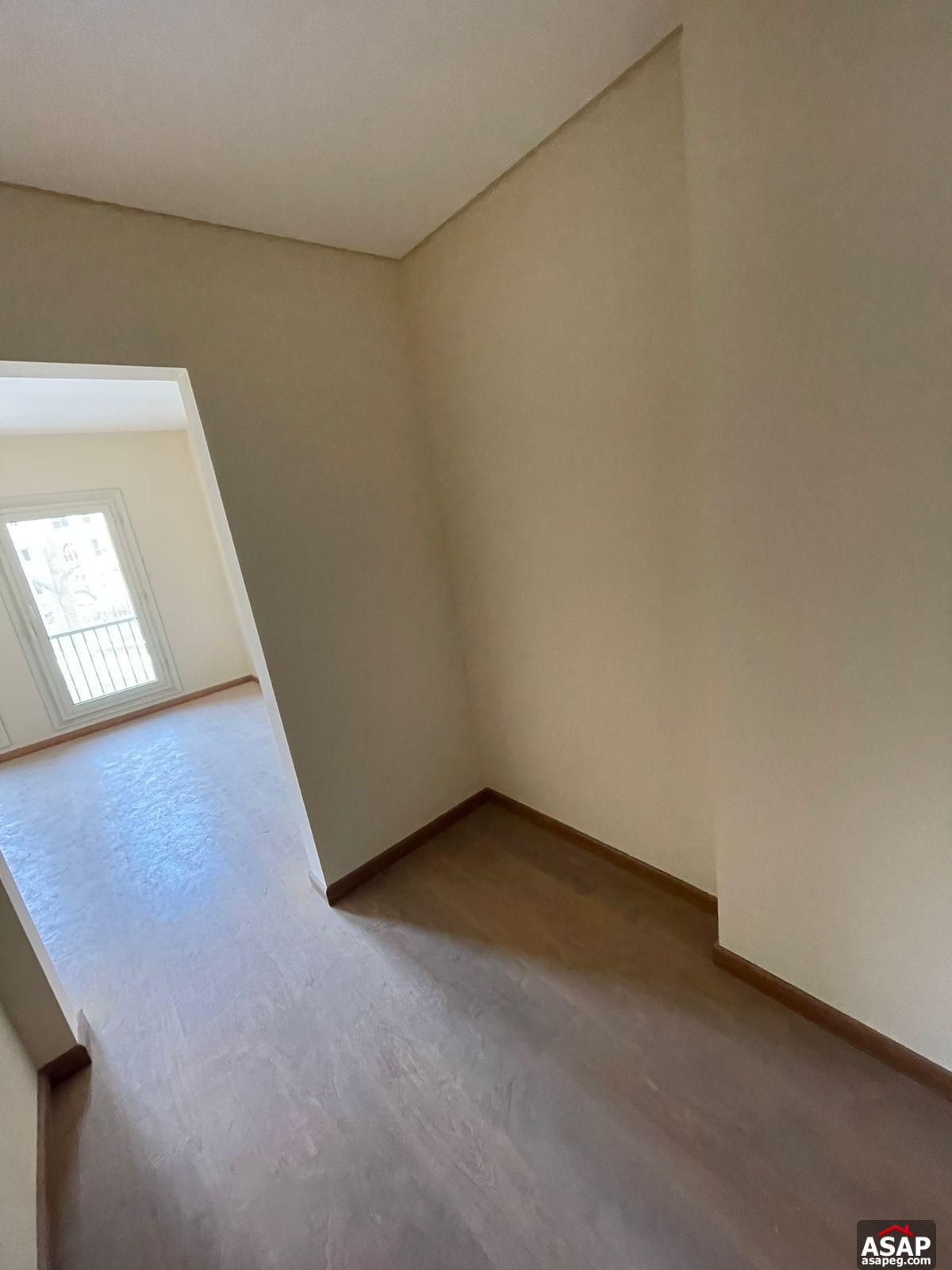 Ground Floor for Sale in 90 Avenue Ground Floor for Sale in 90 Avenue