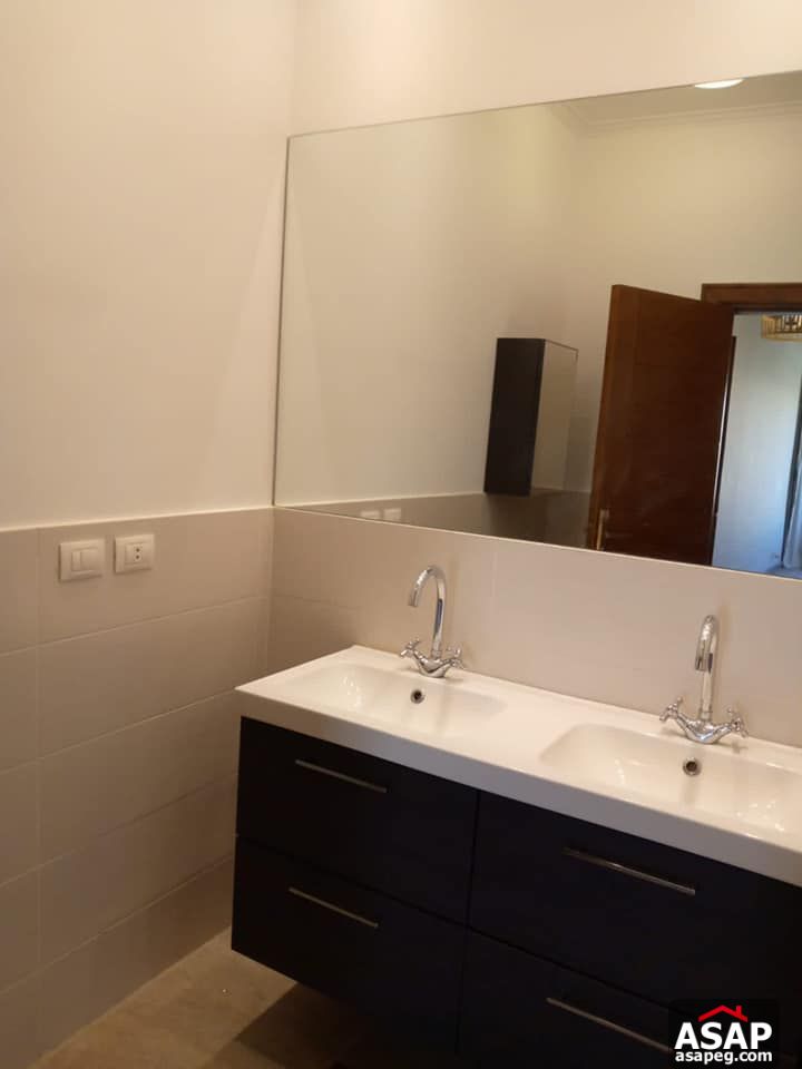 Twin House with Lake View for Sale in Palm Hills Golf View Twin House with Lake View for Sale in Palm Hills Golf View