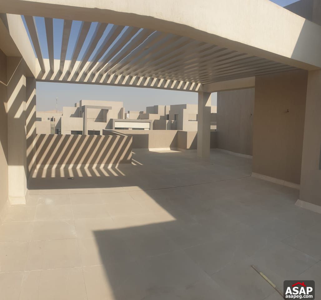 Penthouse for Rent in Fifth Square Penthouse for Rent in Fifth Square