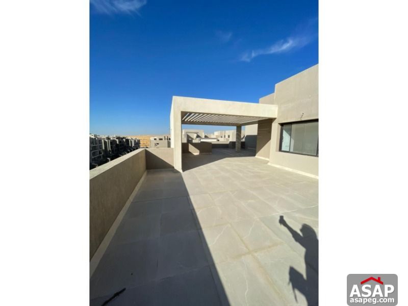 Penthouse for Sale in Fifth Square