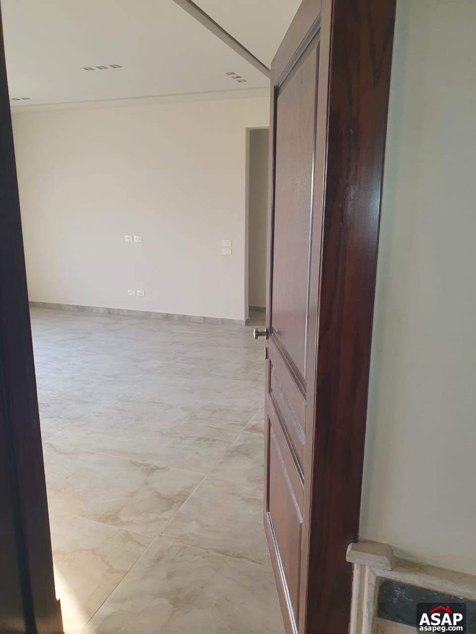 Apartment for Rent in Hyde Park Compound Apartment for Rent in Hyde Park Compound