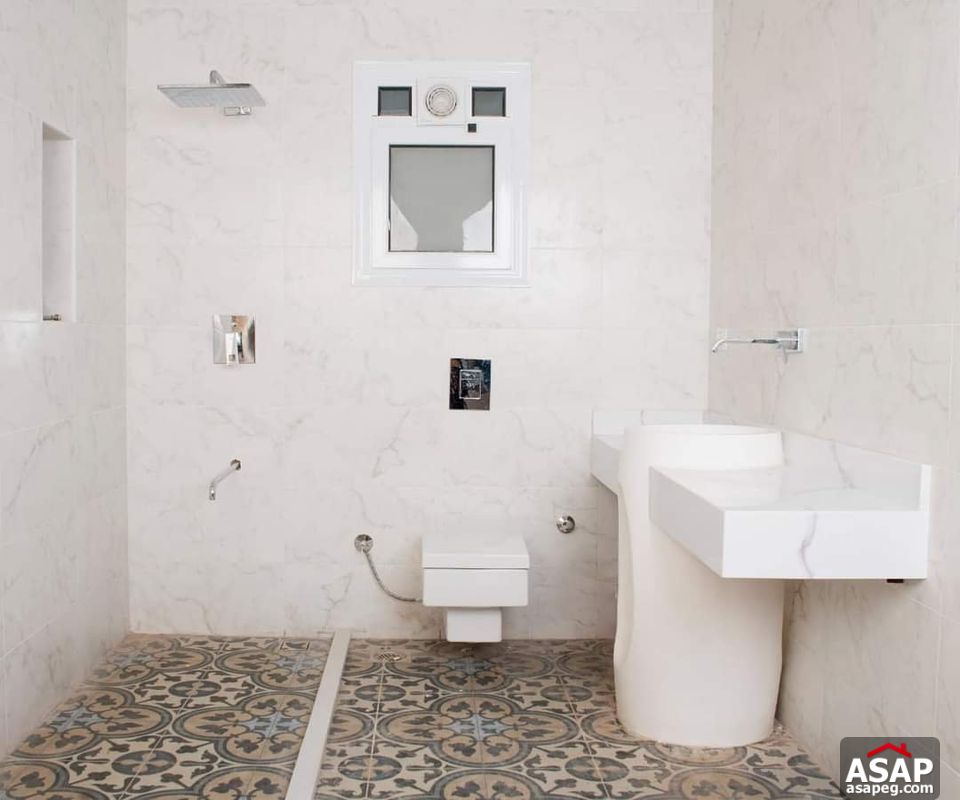 Ground Floor for Rent in Galleria Moon Valley