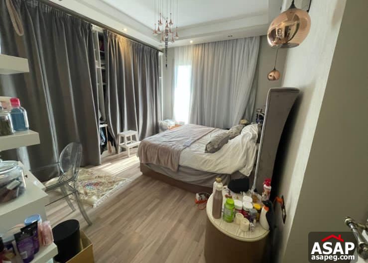 Duplex with Garden for Sale in Village Gate Duplex with Garden for Sale in Village Gate