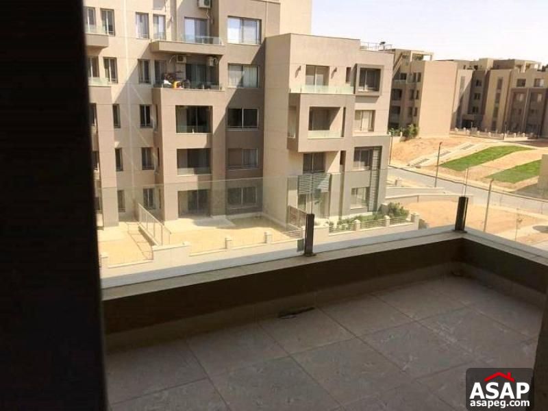 Apartment for Rent in Village Gate Compound