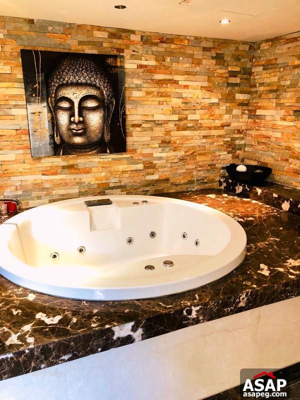 Luxury Villa for Rent in Swan Lake Luxury Villa for Rent in Swan Lake