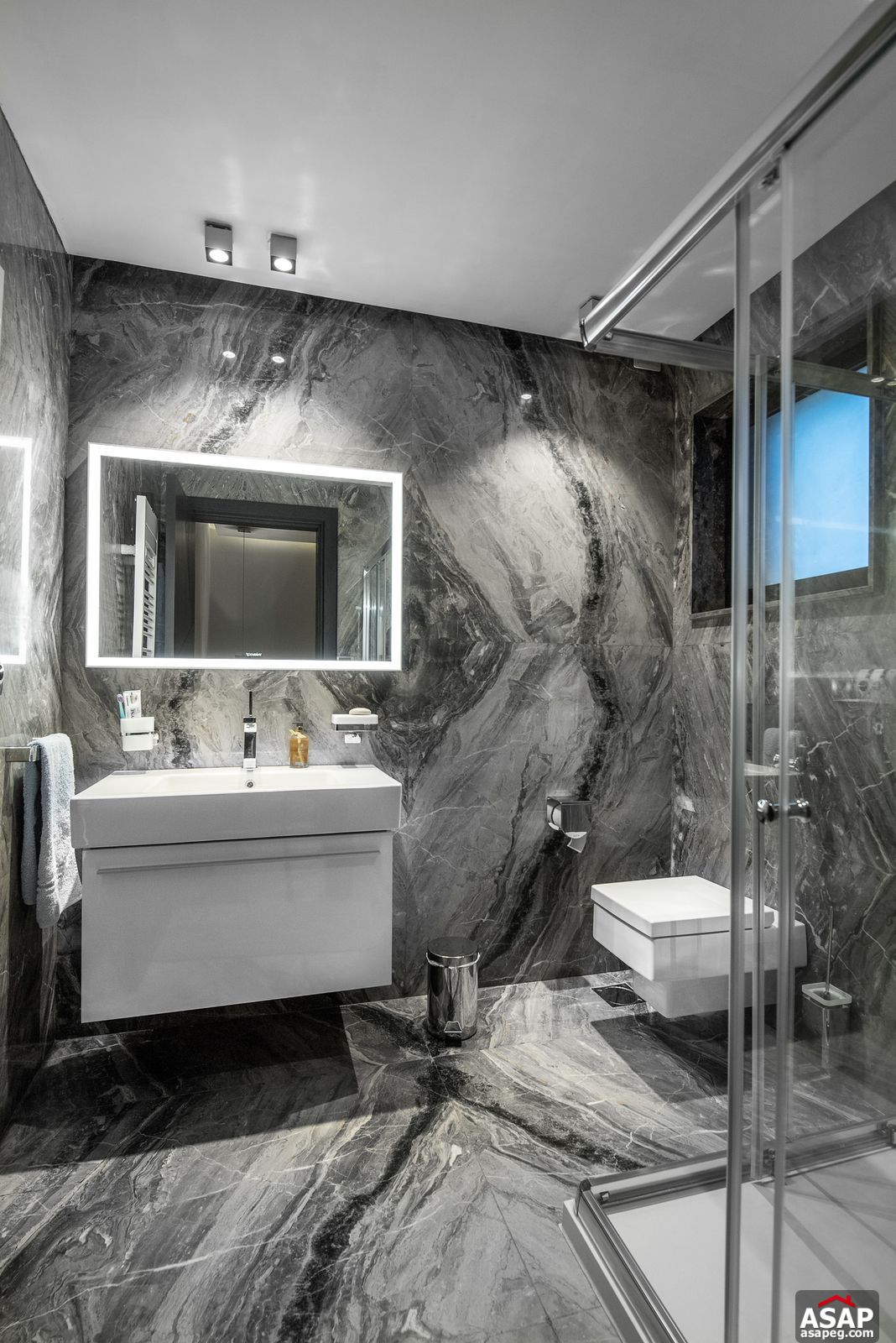 Furnished Apartment for Rent in the WaterWay