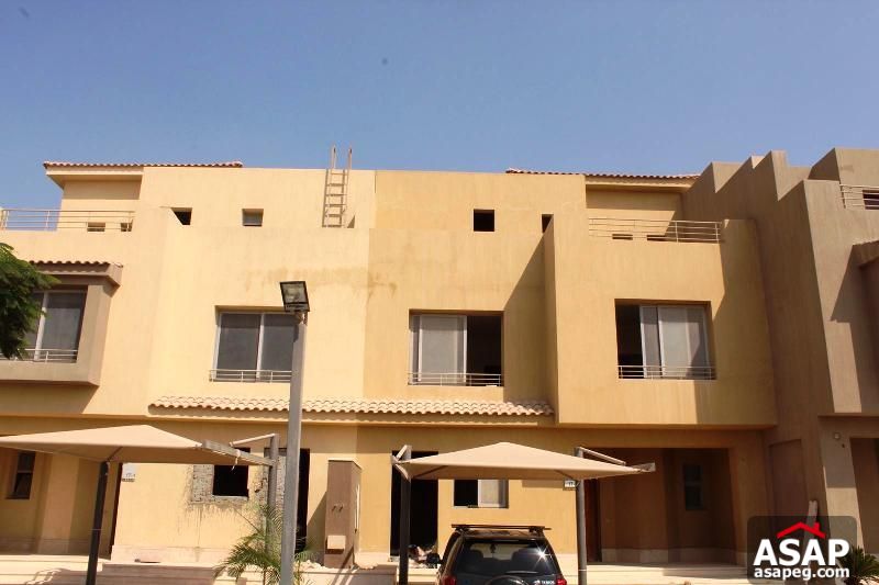 Town House with Golf View in Palm Hills - 6 October