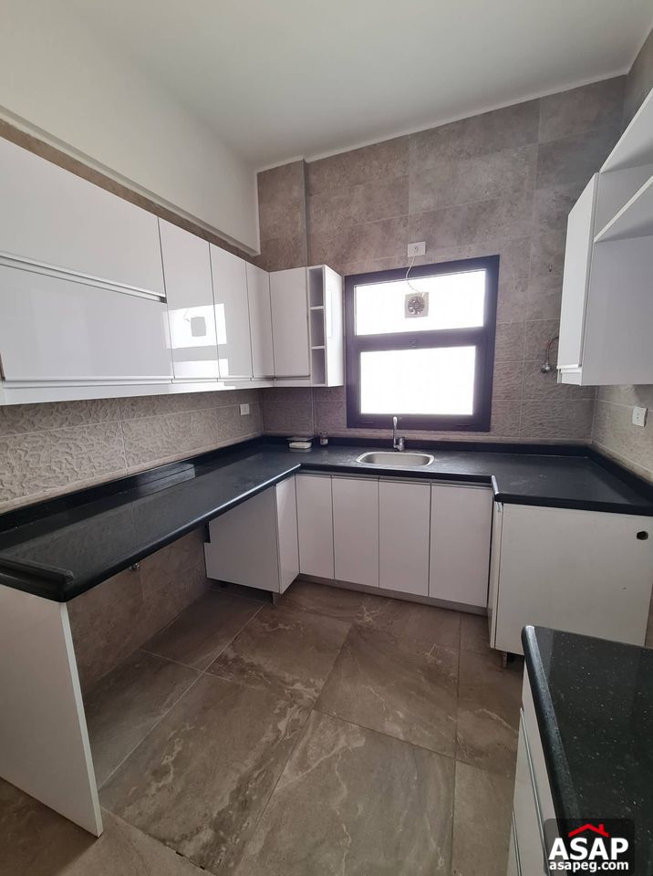 Penthouse for Rent in Fifth Square Compound Penthouse for Rent in Fifth Square Compound