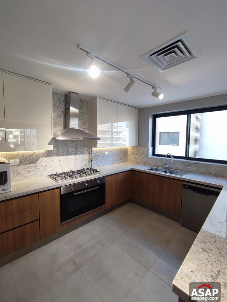 Apartment with Lake View for Rent in Lake View Residence Apartment with Lake View for Rent in Lake View Residence