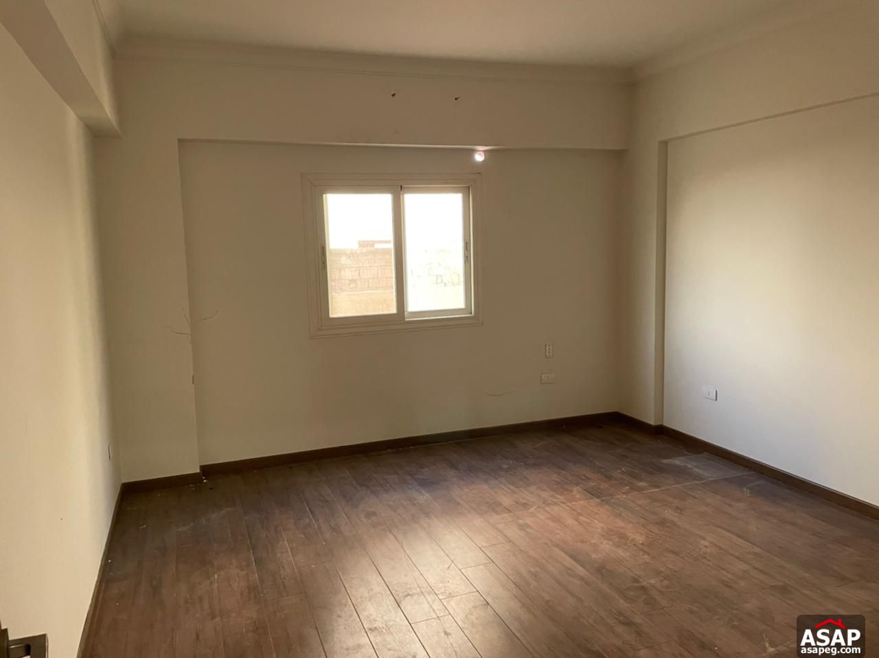 Finished Duplex for Sale in West Golf Finished Duplex for Sale in West Golf