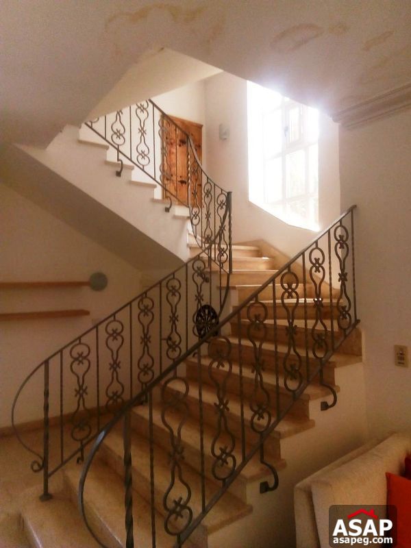 Villa with Garden for Rent in Rehab Villa with Garden for Rent in Rehab