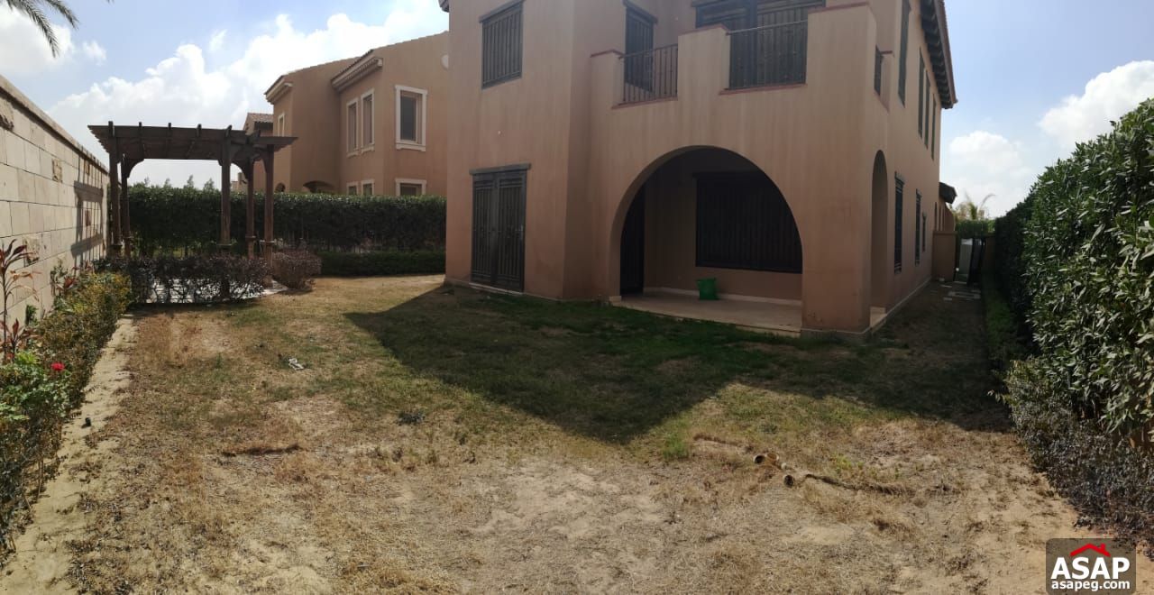 Villa for Sale in New Cairo compounds - Mivida Villa for Sale in New Cairo compounds - Mivida