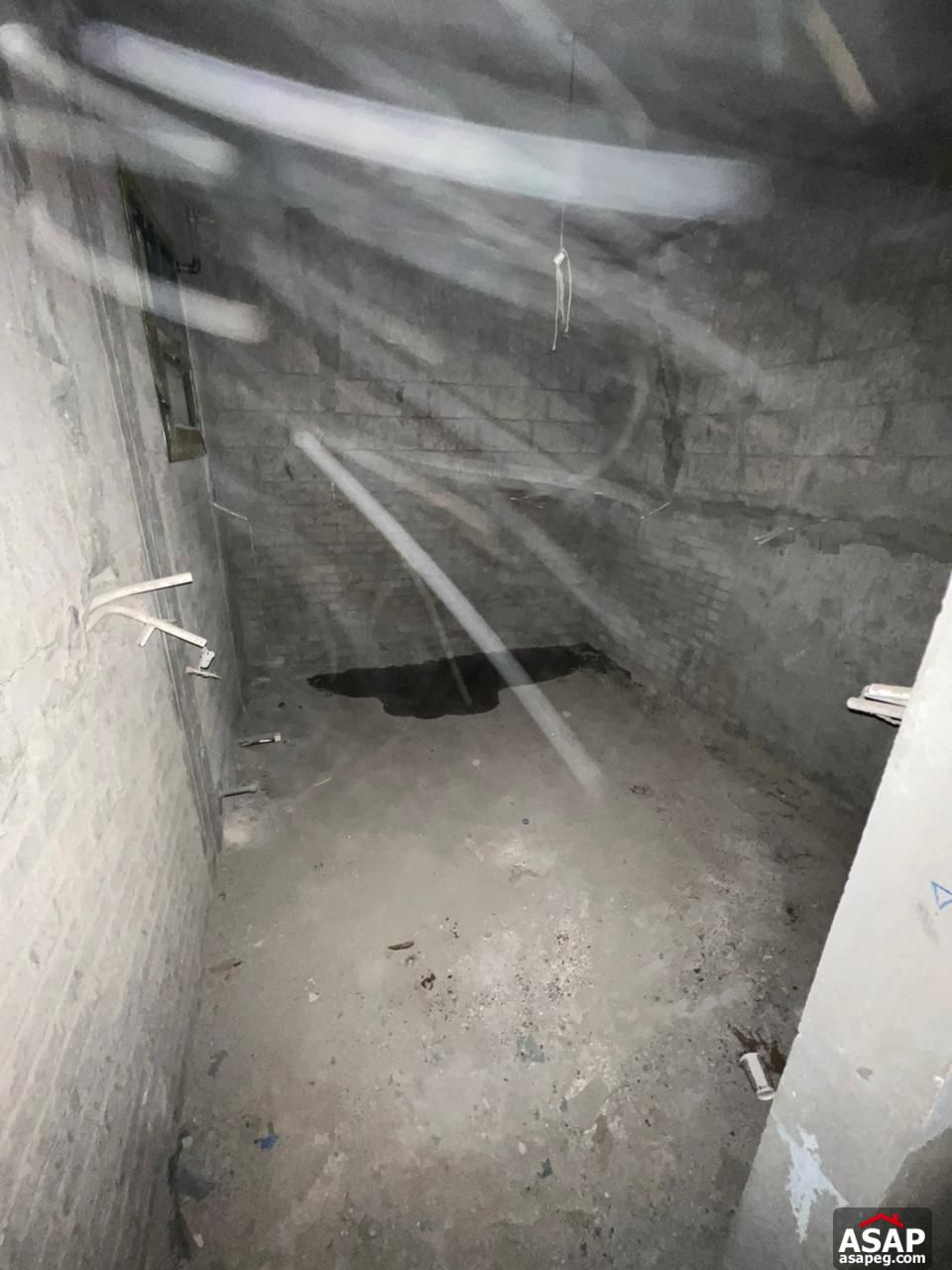 Ground Floor for Sale in Azad Compound Ground Floor for Sale in Azad Compound