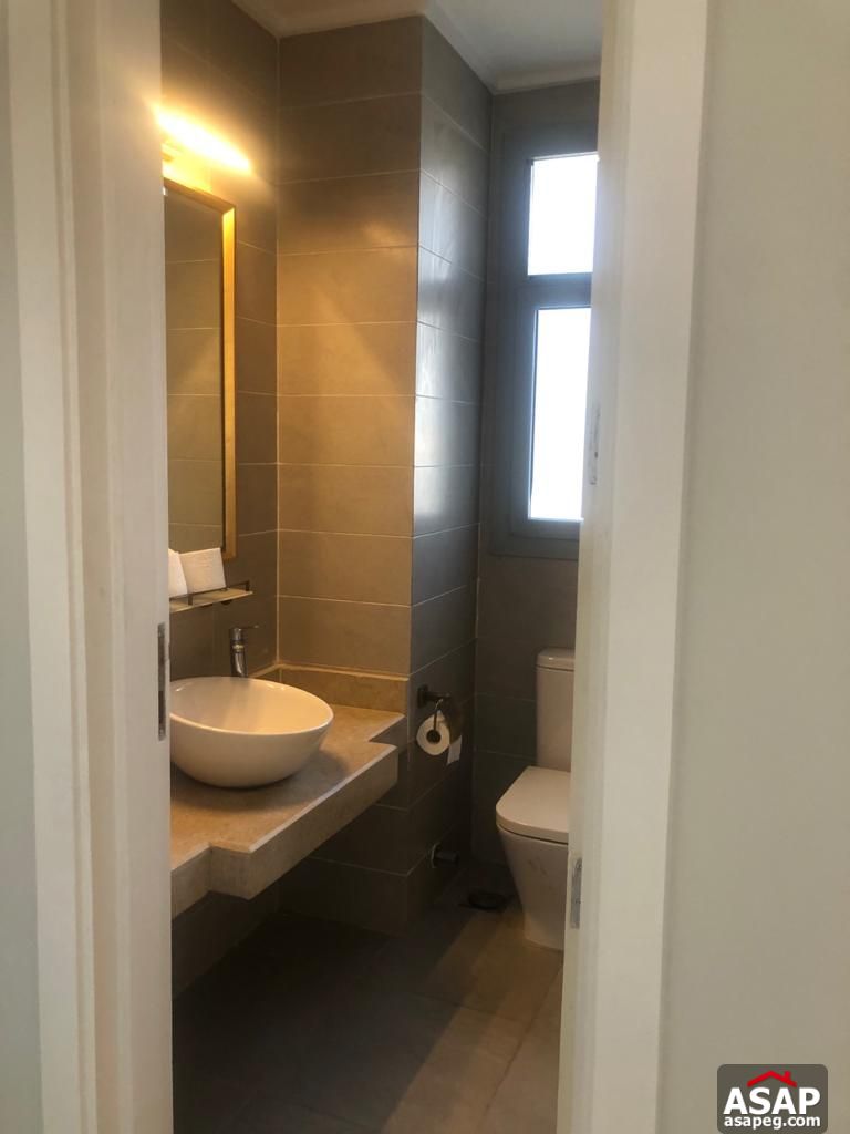 Furnished Studio for Rent in Village Gate