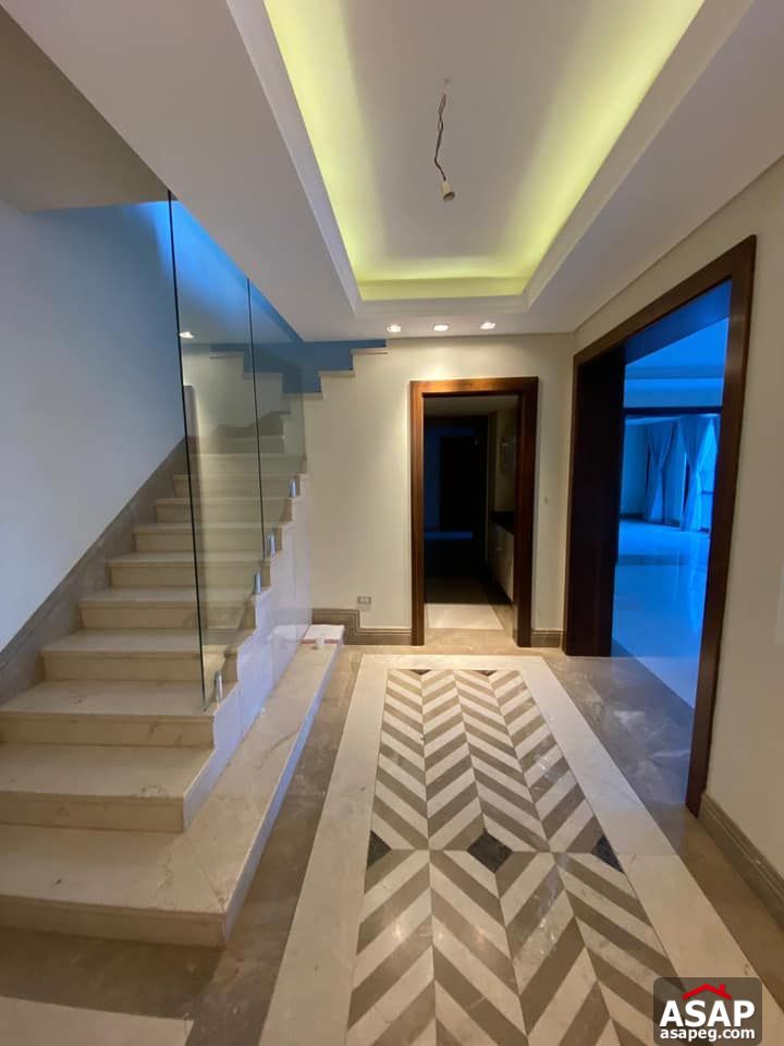 Duplex for Rent in Westown Duplex for Rent in Westown