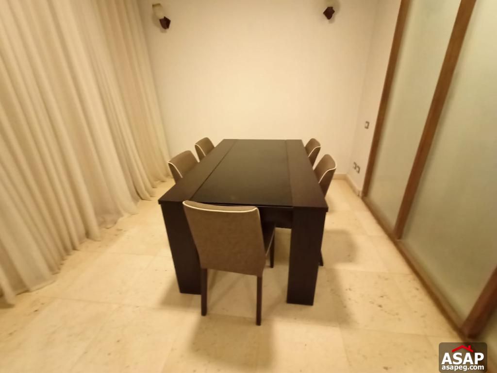 Apartment for Sale in Village Gate Palm Hills