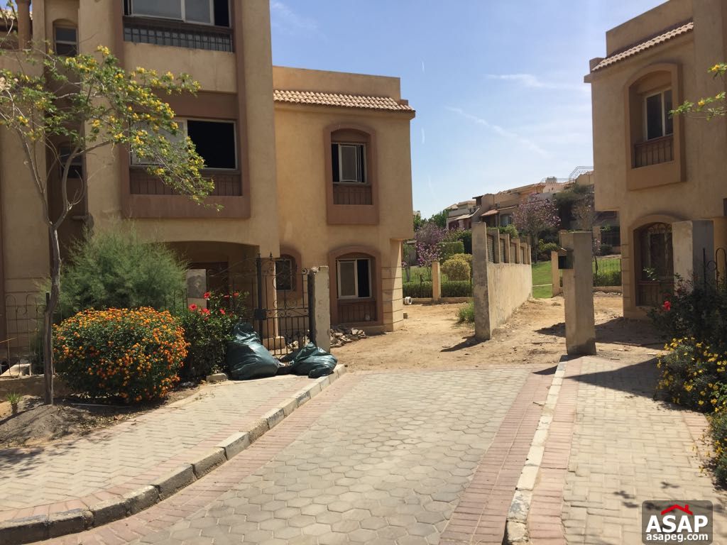 Twin House with Nice View for Sale in Katameya Residence Twin House with Nice View for Sale in Katameya Residence