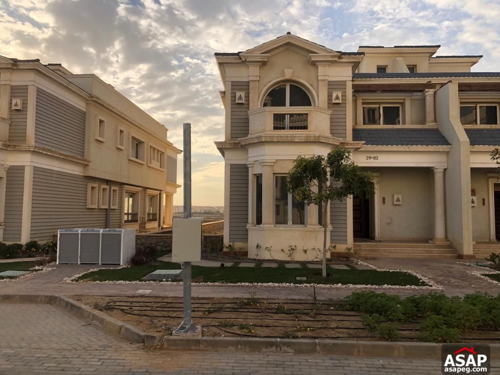 Twin House for Sale in Mountain View Hyde Park Twin House for Sale in Mountain View Hyde Park