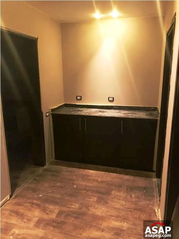 Twin House with Big Garden in Beverly Hills Twin House with Big Garden in Beverly Hills