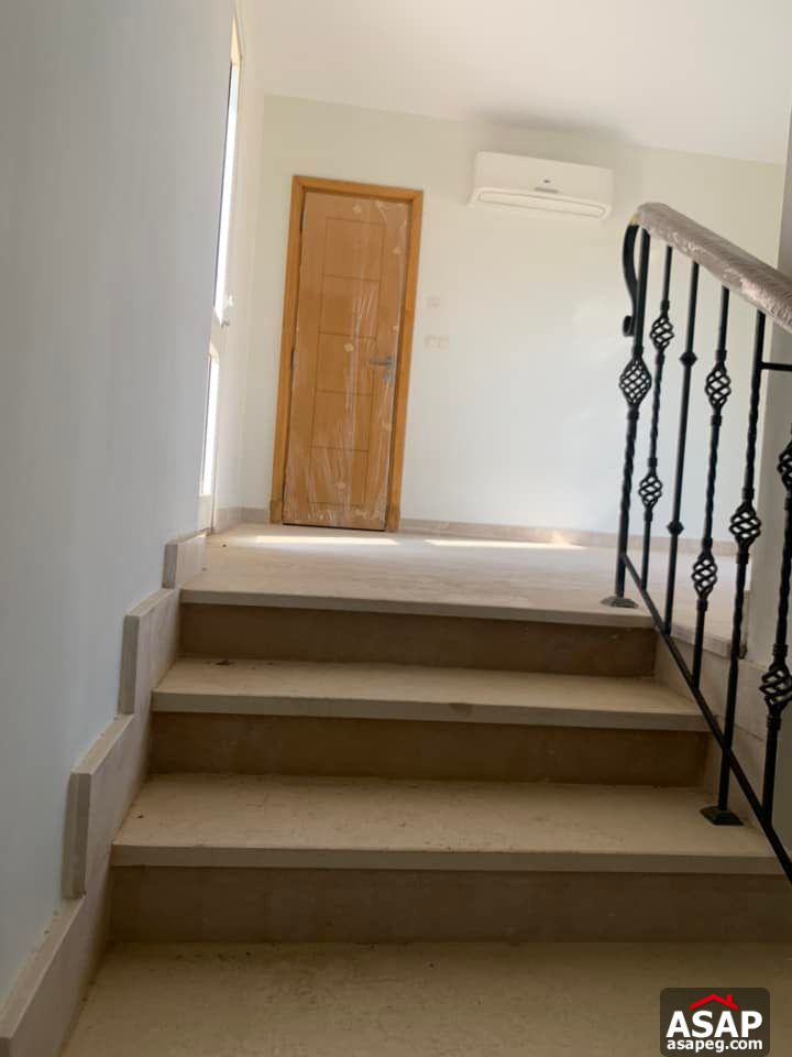 Rent Semi Furnished Villa in New Cairo Rent Semi Furnished Villa in New Cairo