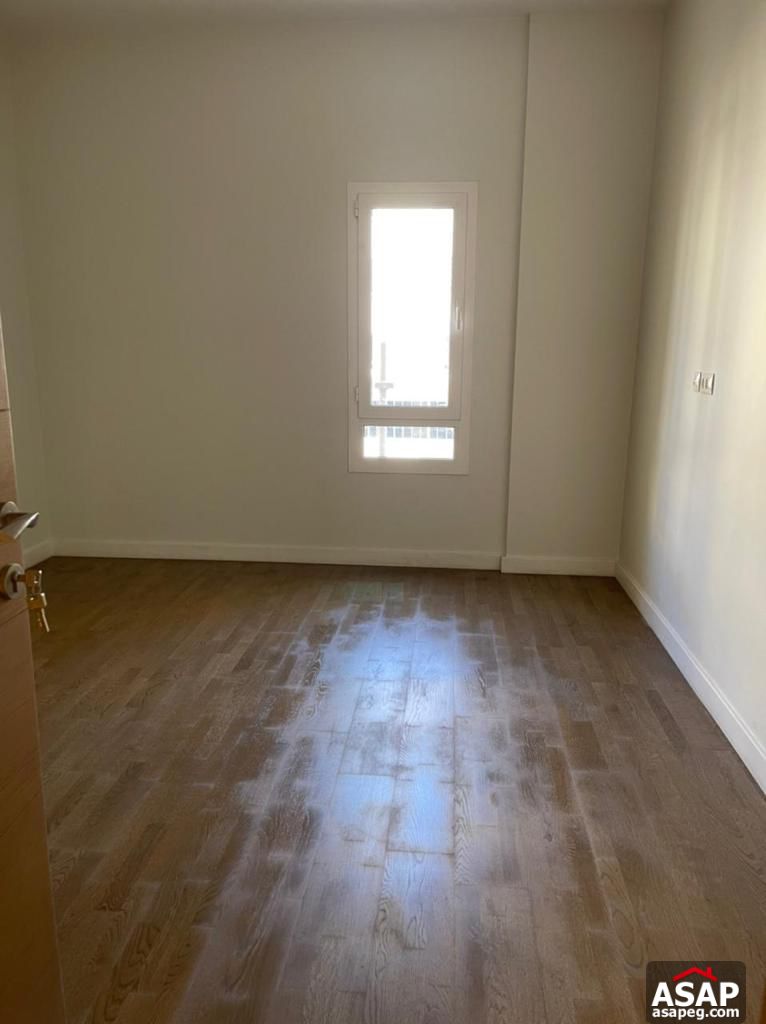 Apartment in Mivida for Sale