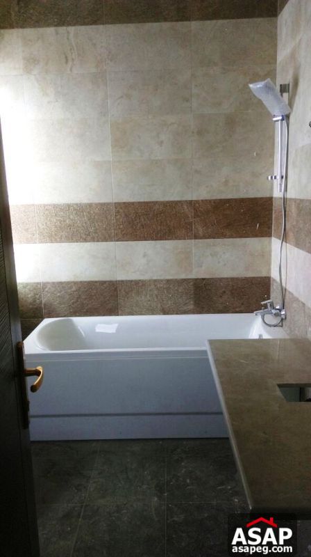 Town House for Rent in Allegria