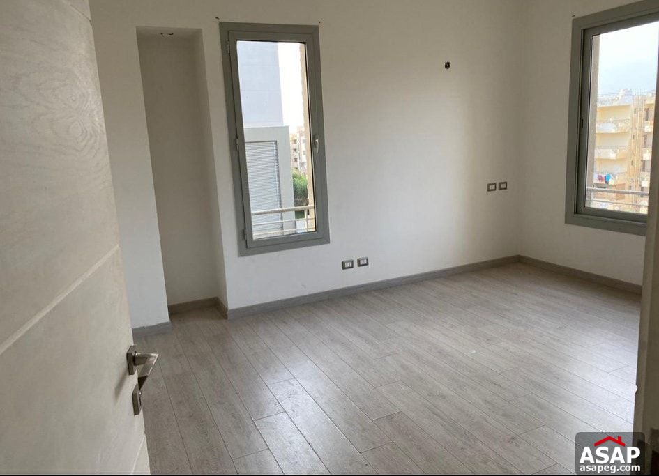 Studio for Rent in New Cairo compounds - Village Gate Palm Hills Studio for Rent in New Cairo compounds - Village Gate Palm Hills