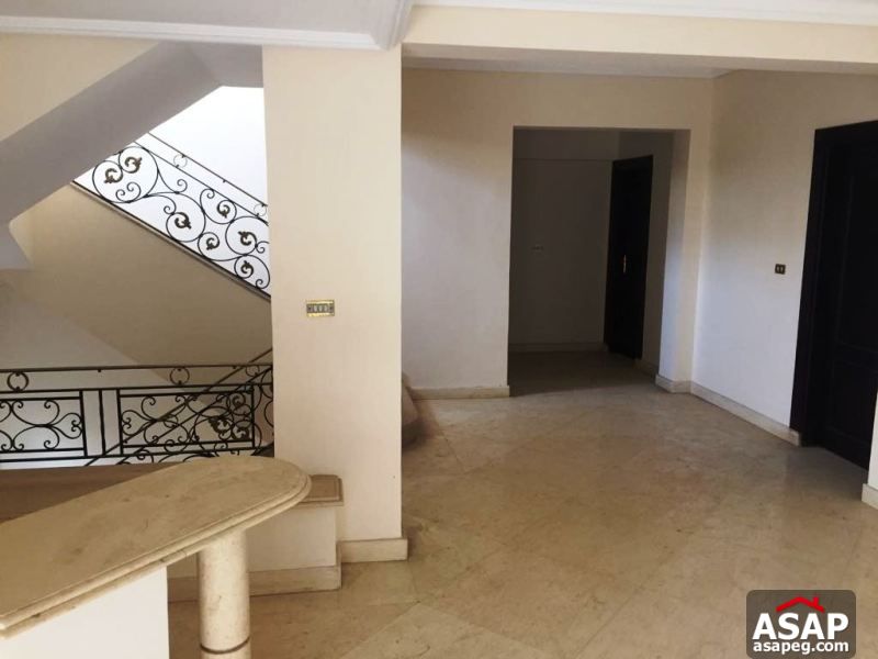 Villa with Big Terrace for Rent in Katameya Residence
