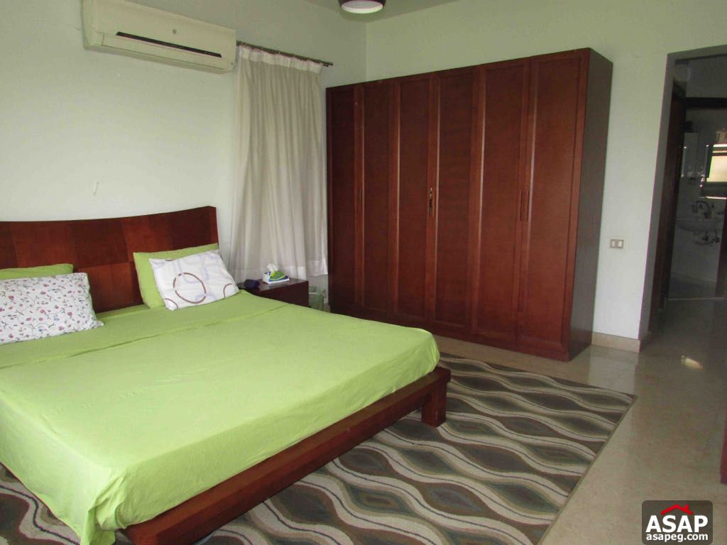 Stand Alone with Pool for Rent in Lake View Stand Alone with Pool for Rent in Lake View