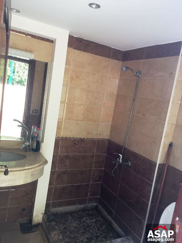 Villa for Rent in 6 October with a nice garden