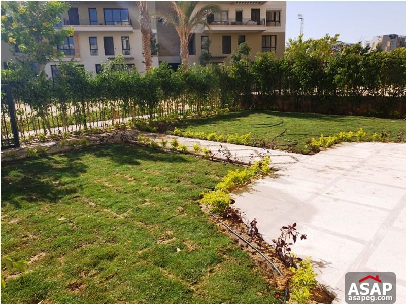 Duplex with Garden in Eastown for Rent