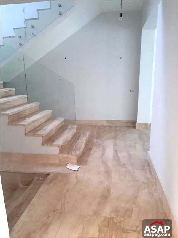 Twin House with Garden for Rent in Bellagio Twin House with Garden for Rent in Bellagio