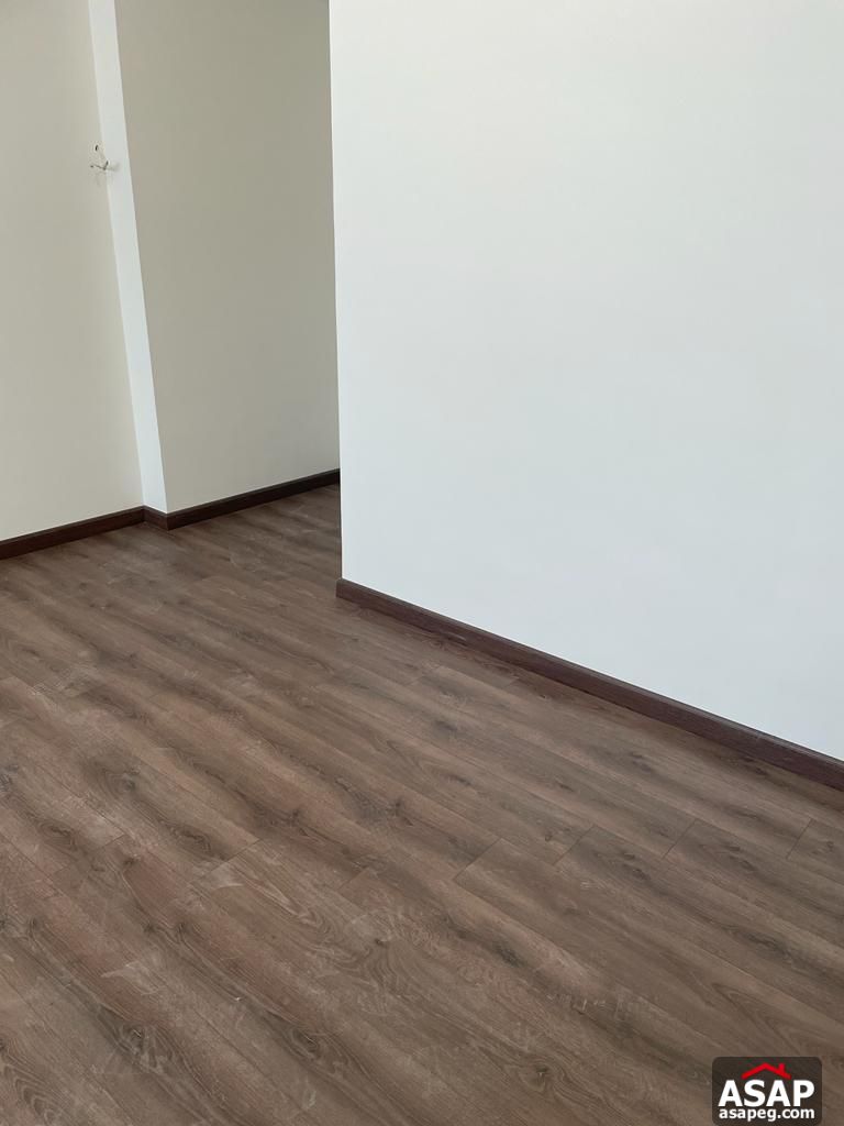 Apartment with Lake View for Rent in Lake View Residence