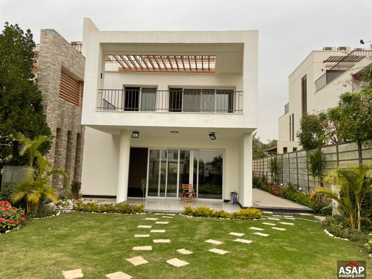 Twin House for Rent in Westown Compound